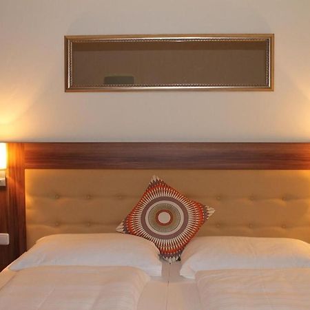 Stiftshotel Garsten シュタイアー エクステリア 写真